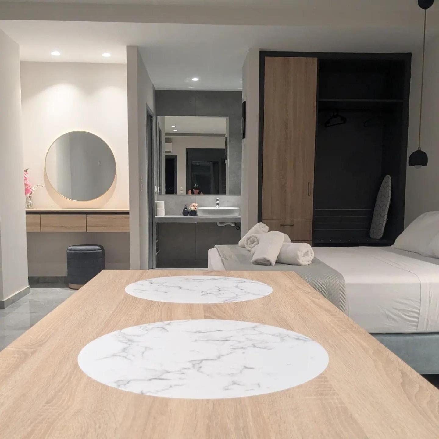 Nirea Ii Apartment